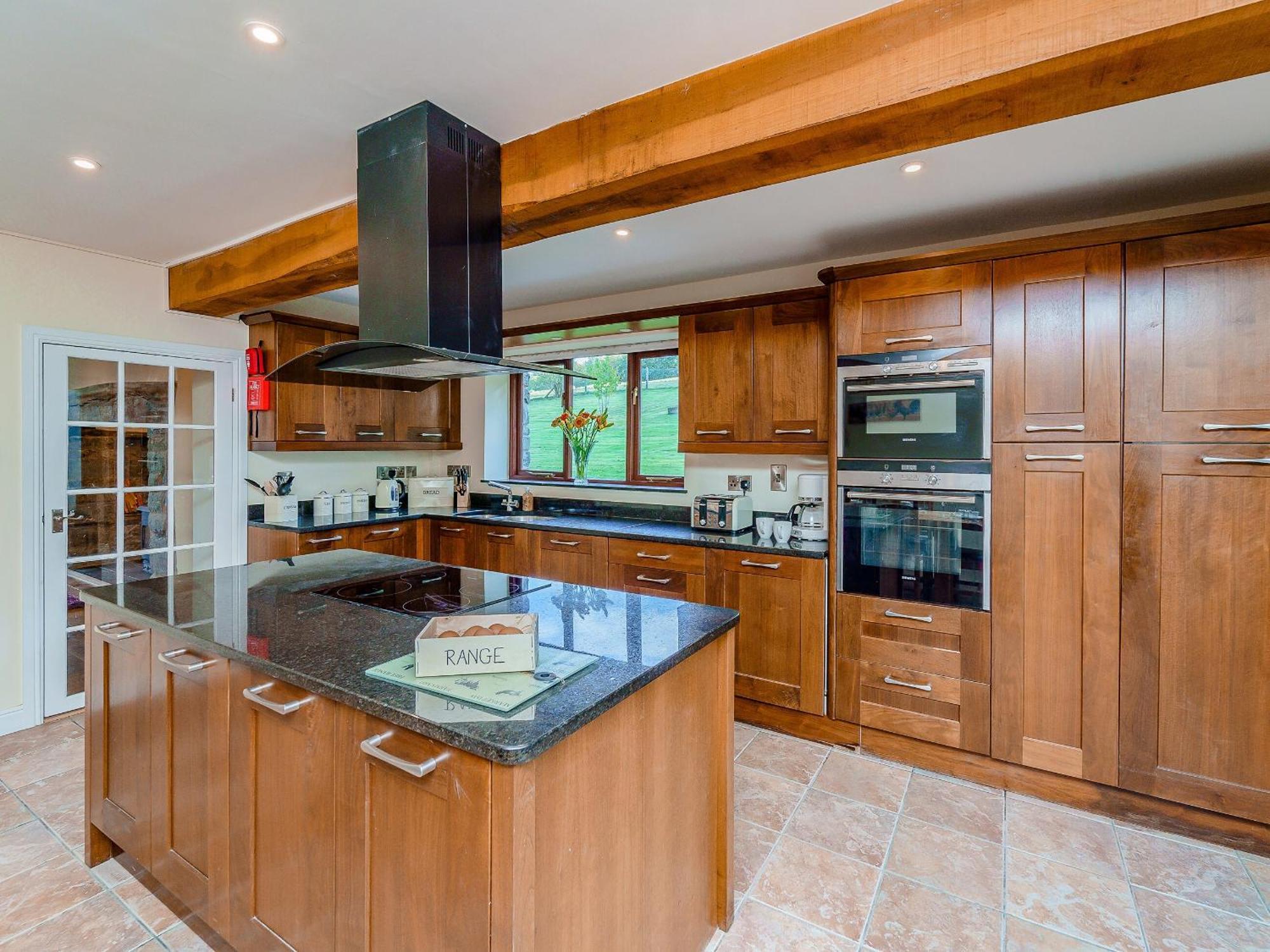 Rhiew Banc Villa Aberhafesp Ngoại thất bức ảnh