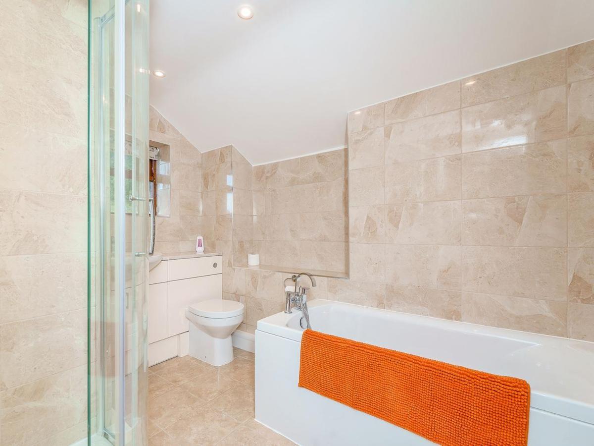 Rhiew Banc Villa Aberhafesp Ngoại thất bức ảnh